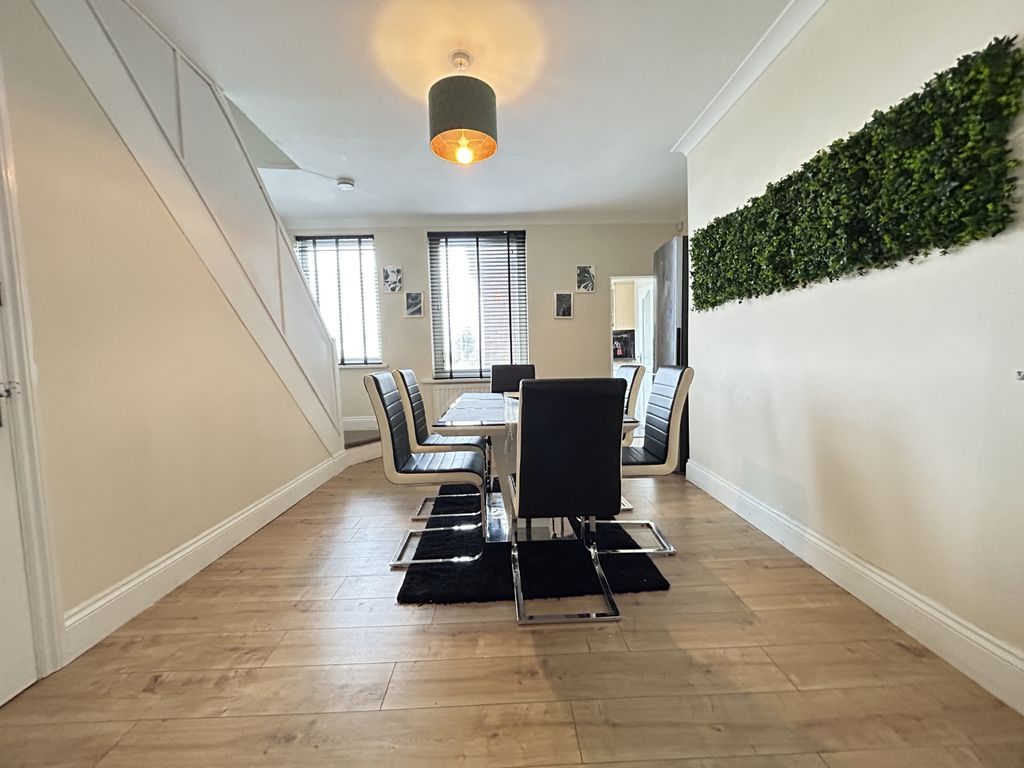 Property photo 2 of 16 Img_4797