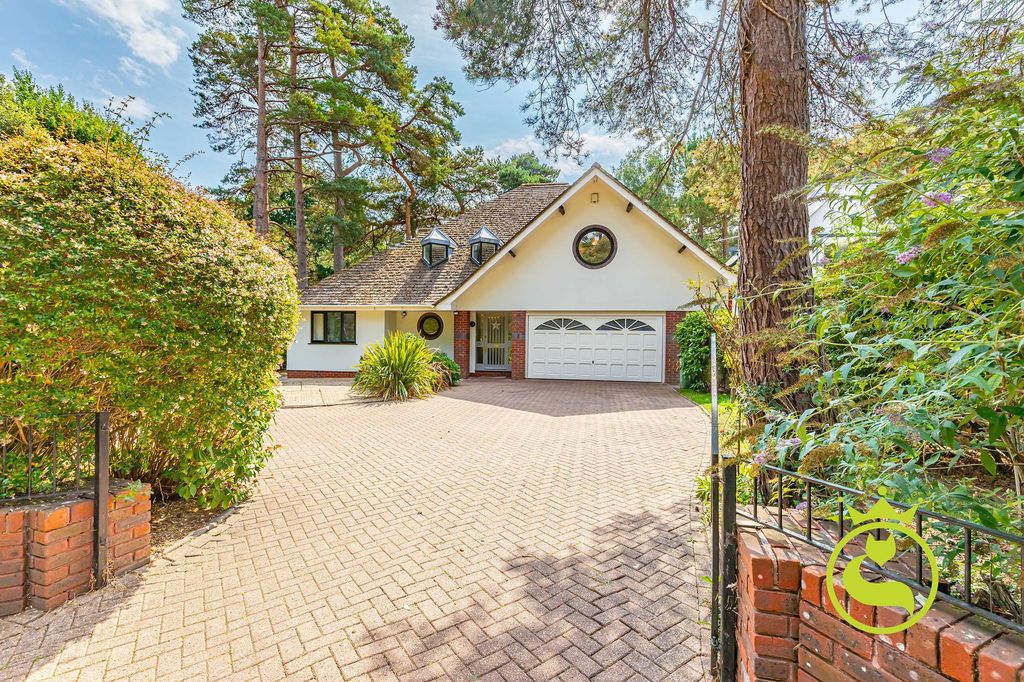 Property photo 1 of 36