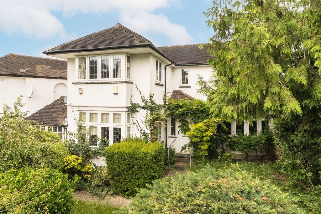 Property photo 1 of 7