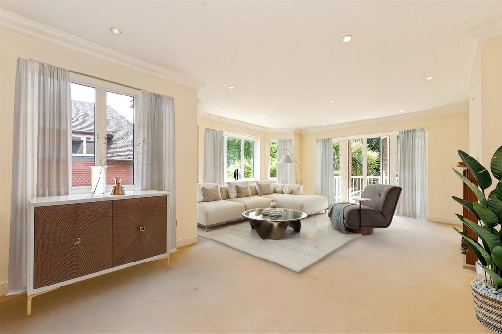 Property photo 1 of 13 Picture No. 23