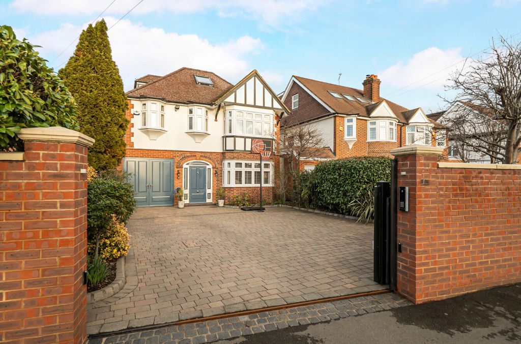 Property photo 1 of 42 Picture 1