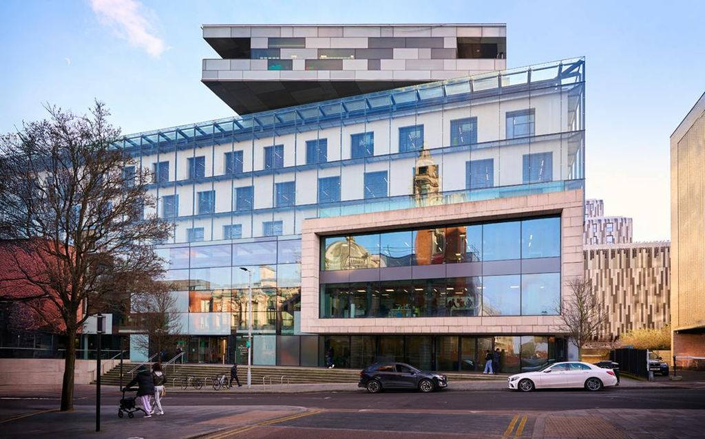 Property photo 1 of 6 Woolwich-_Pds9694-Ai Extended.Jpg