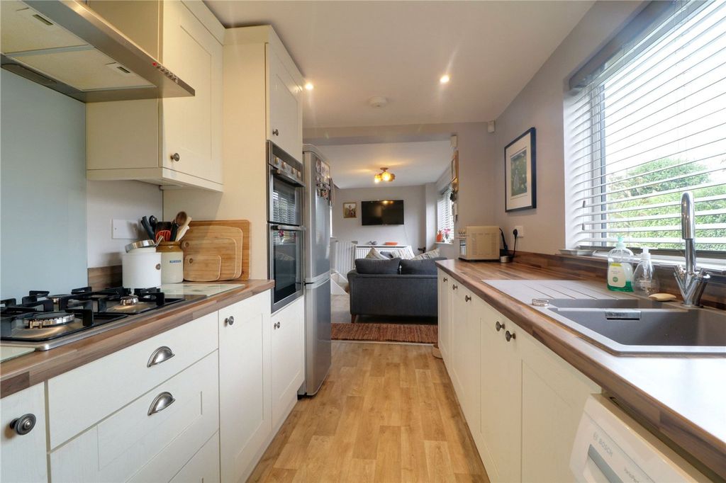 Property photo 3 of 19 Picture No. 03