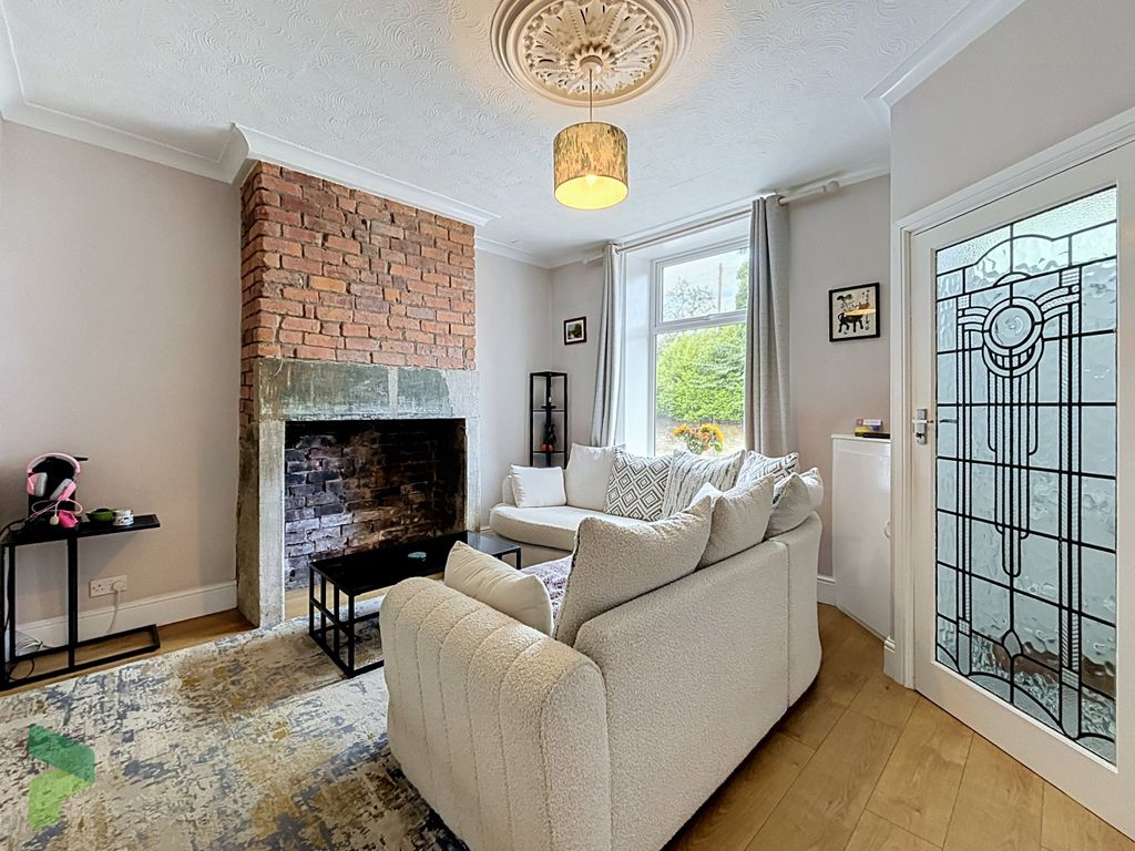 Property photo 2 of 20 Sitting Room
