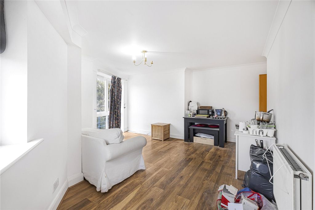 Property photo 3 of 13 Reception Room