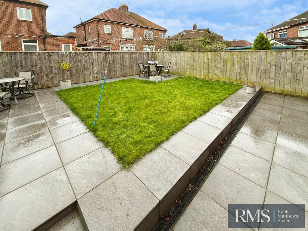 Property photo 2 of 12 Photo 7