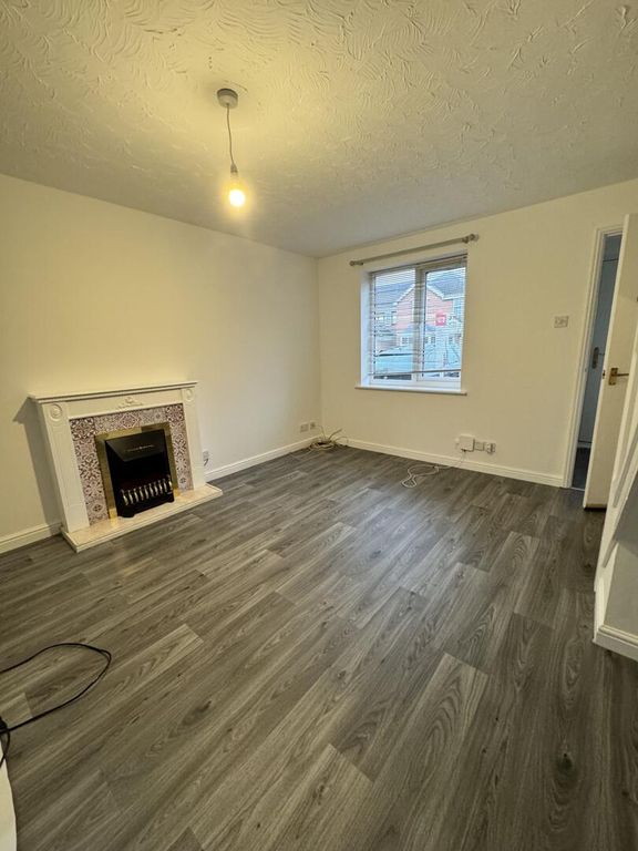 Property photo 2 of 8 Living Room
