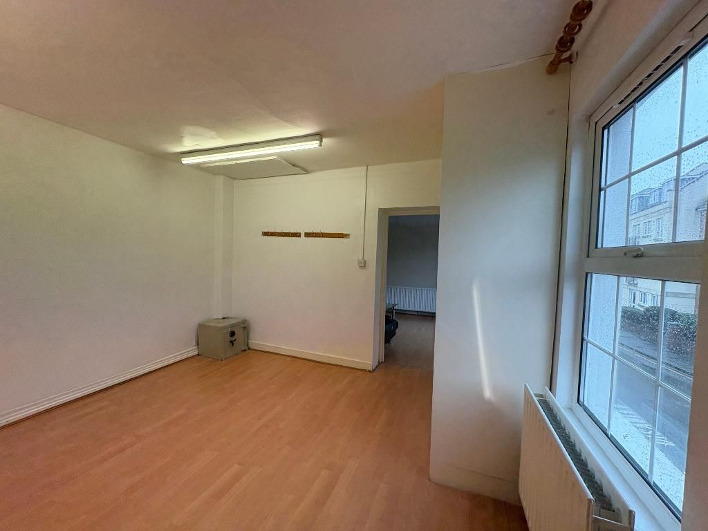 Property photo 1 of 10 Photo 1
