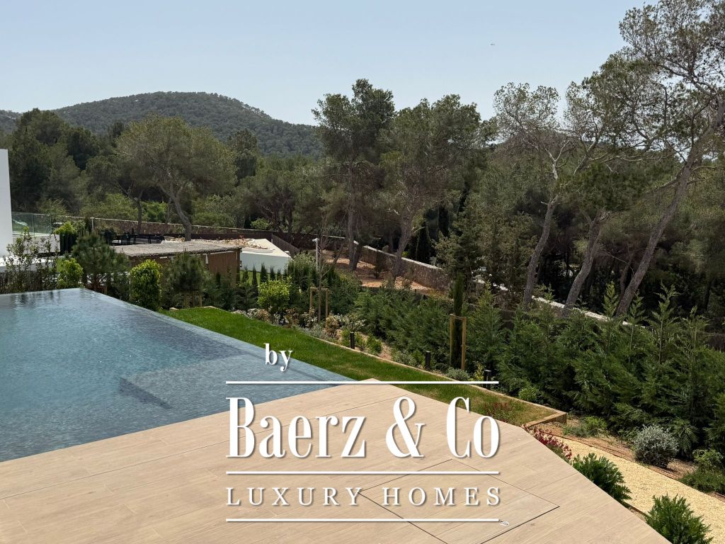 Property photo 3 of 33