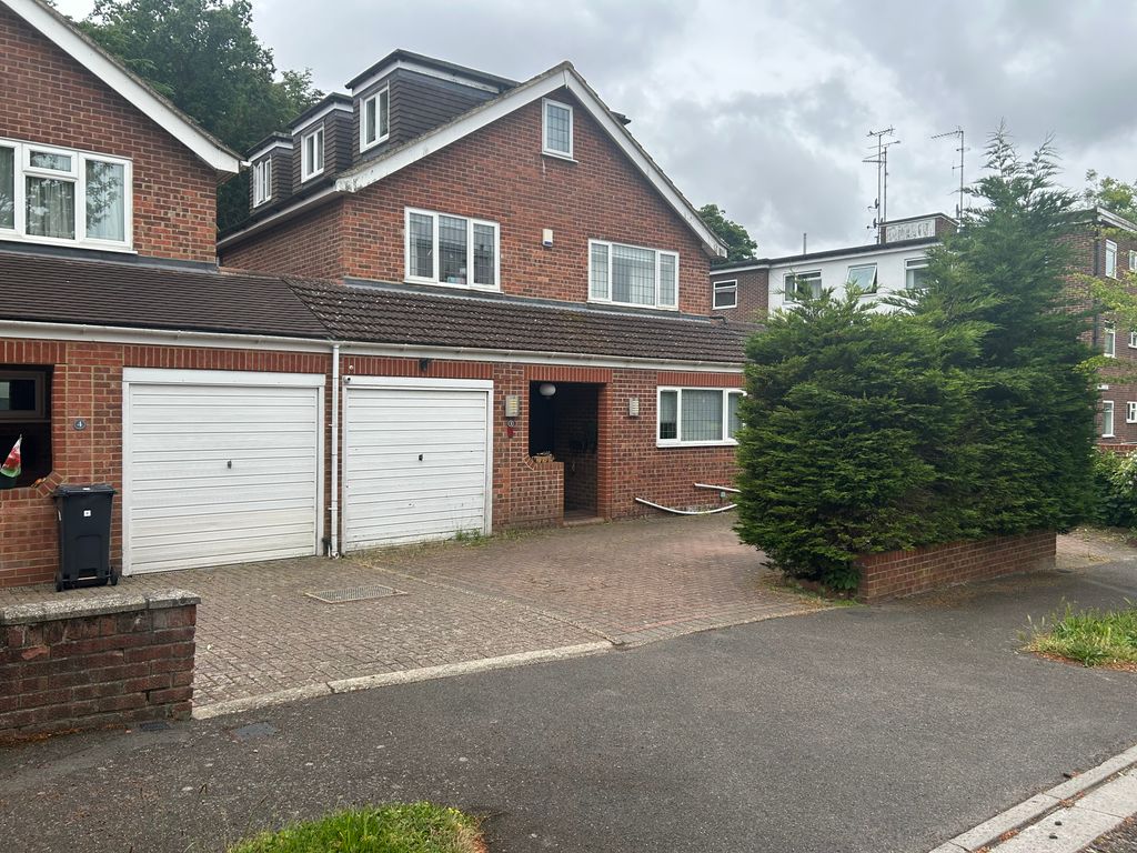 Property photo 1 of 27