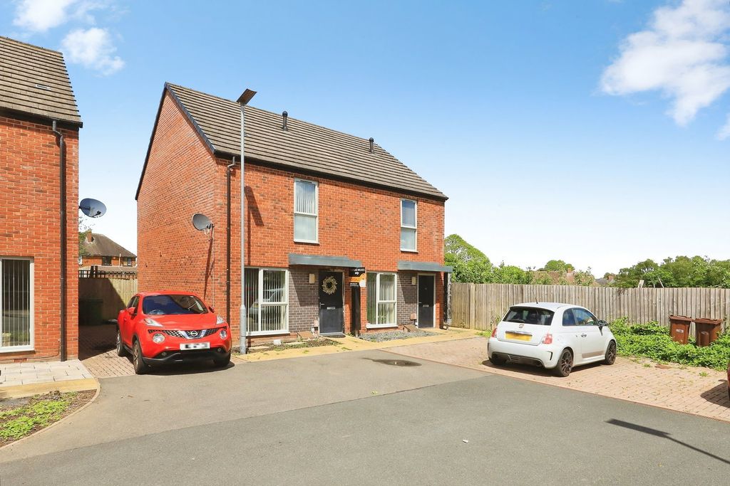 Property photo 1 of 30