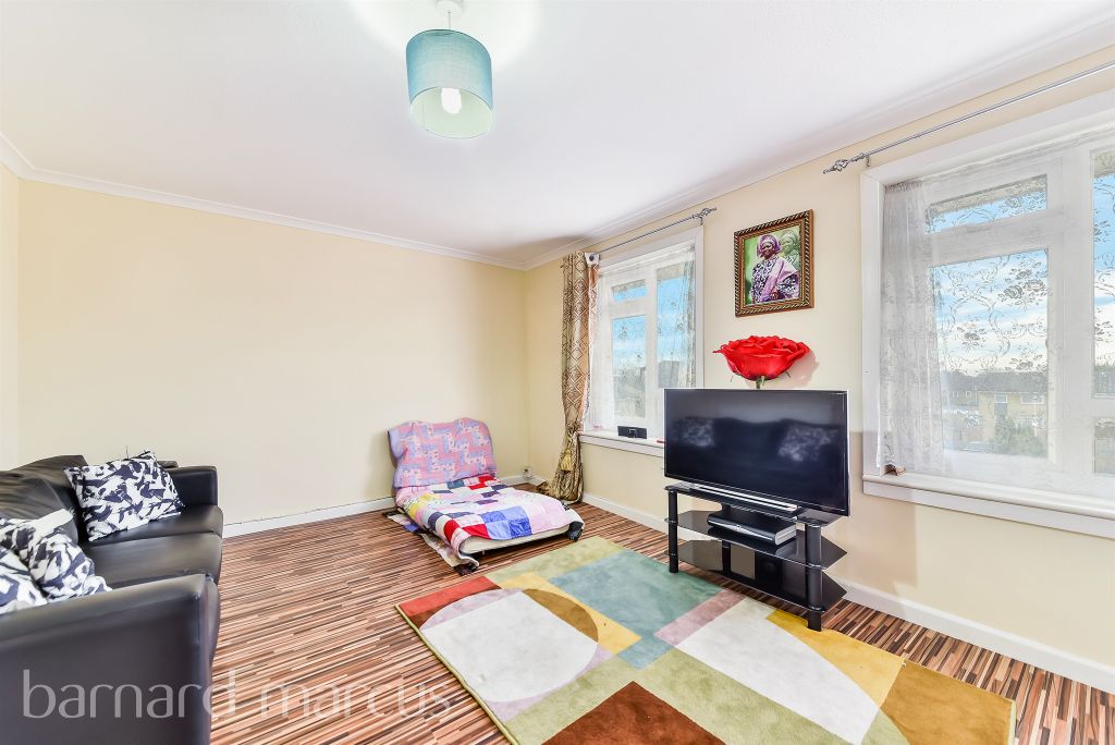 Property photo 2 of 8