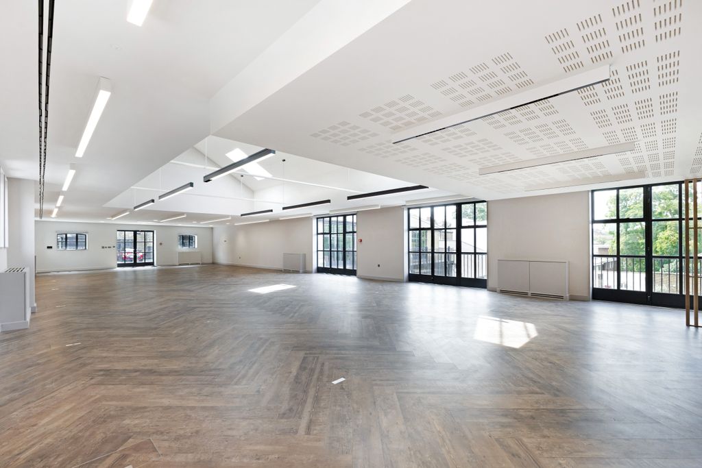 Property photo 2 of 5