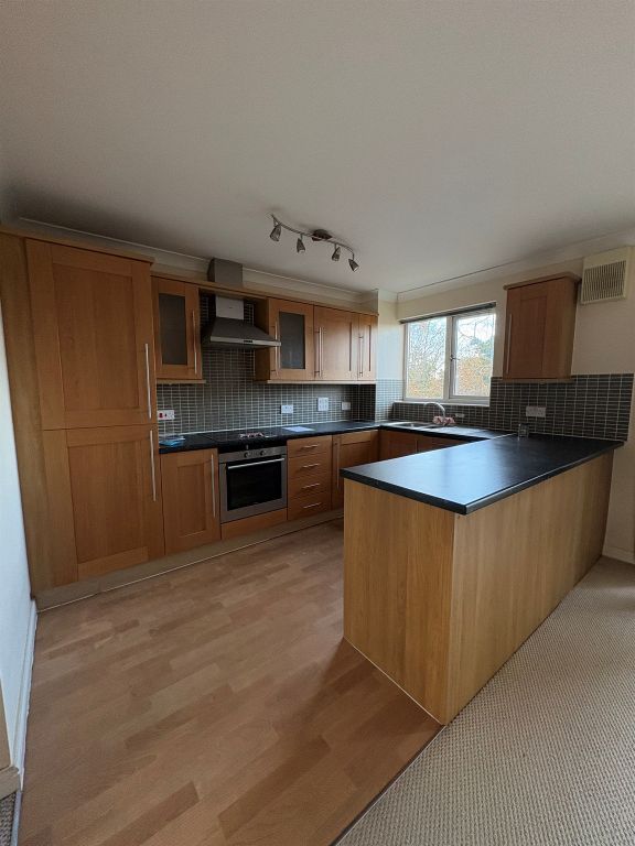 Property photo 2 of 4