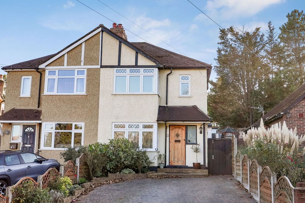 Property photo 2 of 12