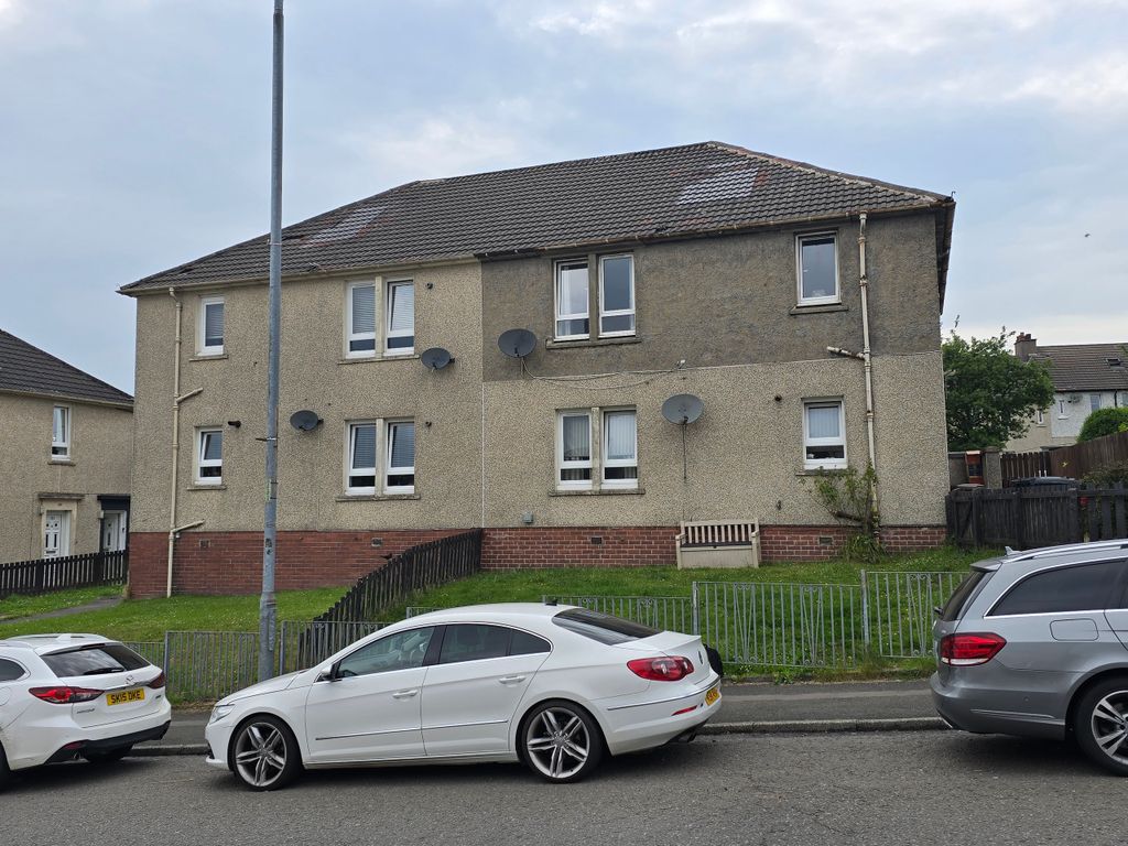 Property photo 1 of 12 1. External Front