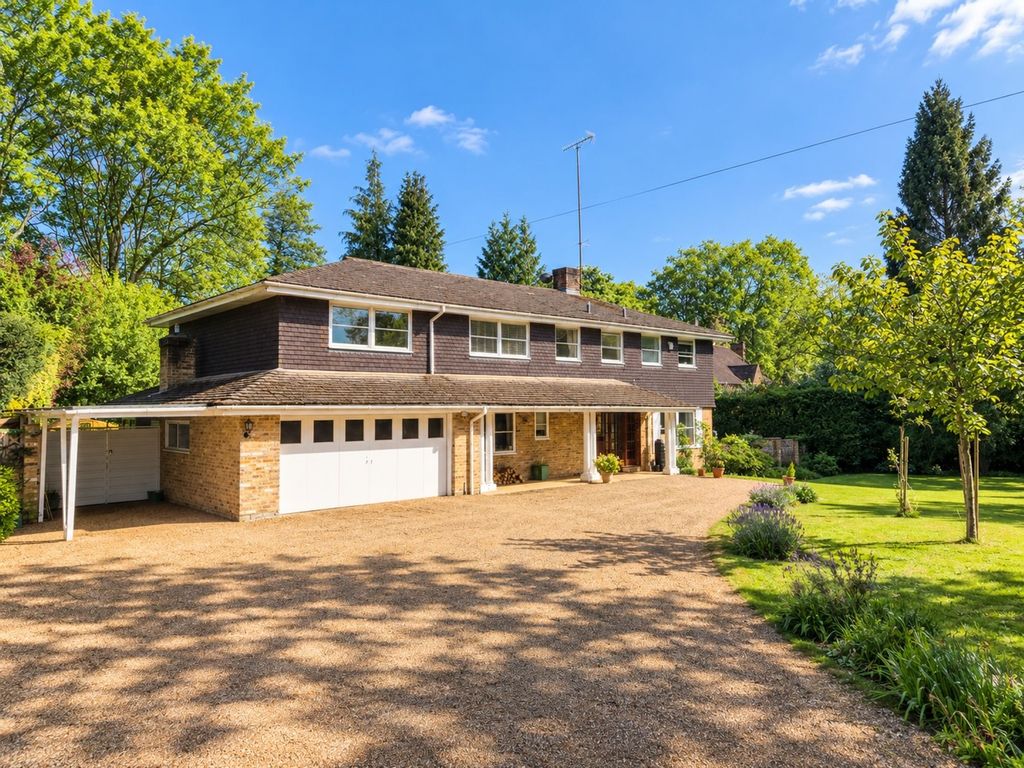 Property photo 1 of 18