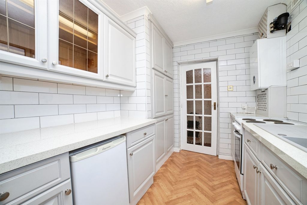 Additional image 7 of 2 bed detached bungalow for saleSt. Lawrence Close, Heanor DE75