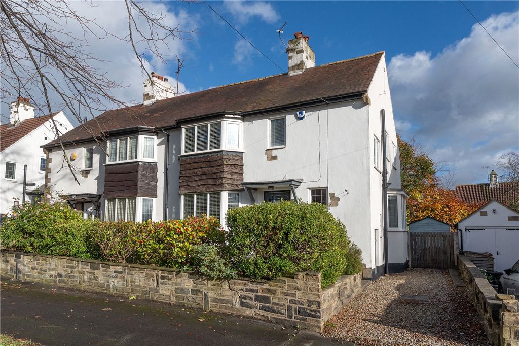 Property photo 1 of 17 Front