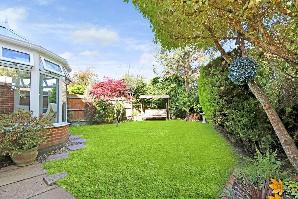 Property photo 2 of 10