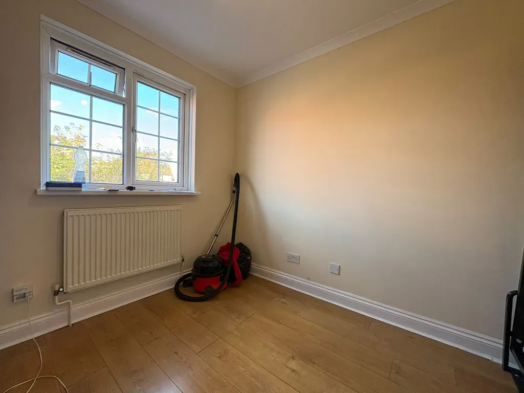 Property photo 1 of 4