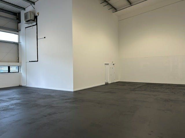 Property photo 2 of 6 Warehouse Interior.Jpg