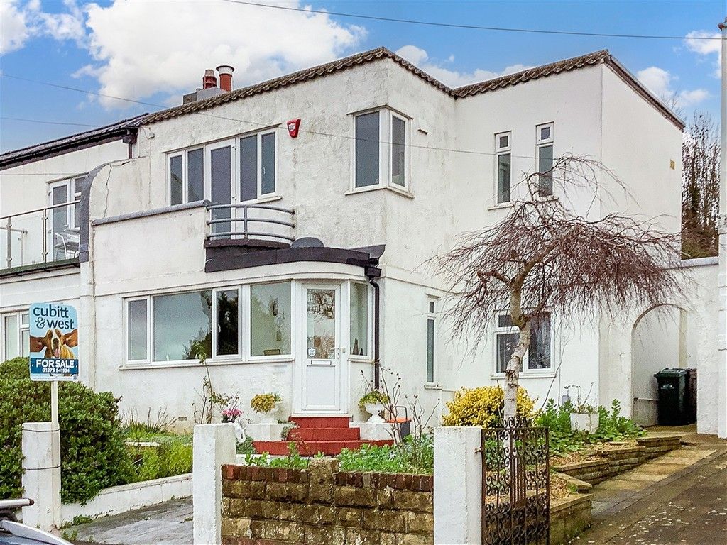 Property photo 1 of 17 External (Web)