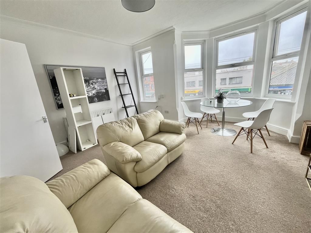 Property photo 3 of 11 Image