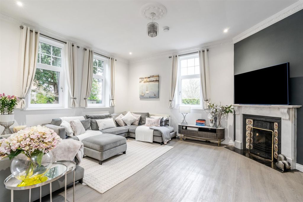 Property photo 2 of 20 19 Catherines Close_14.Jpg