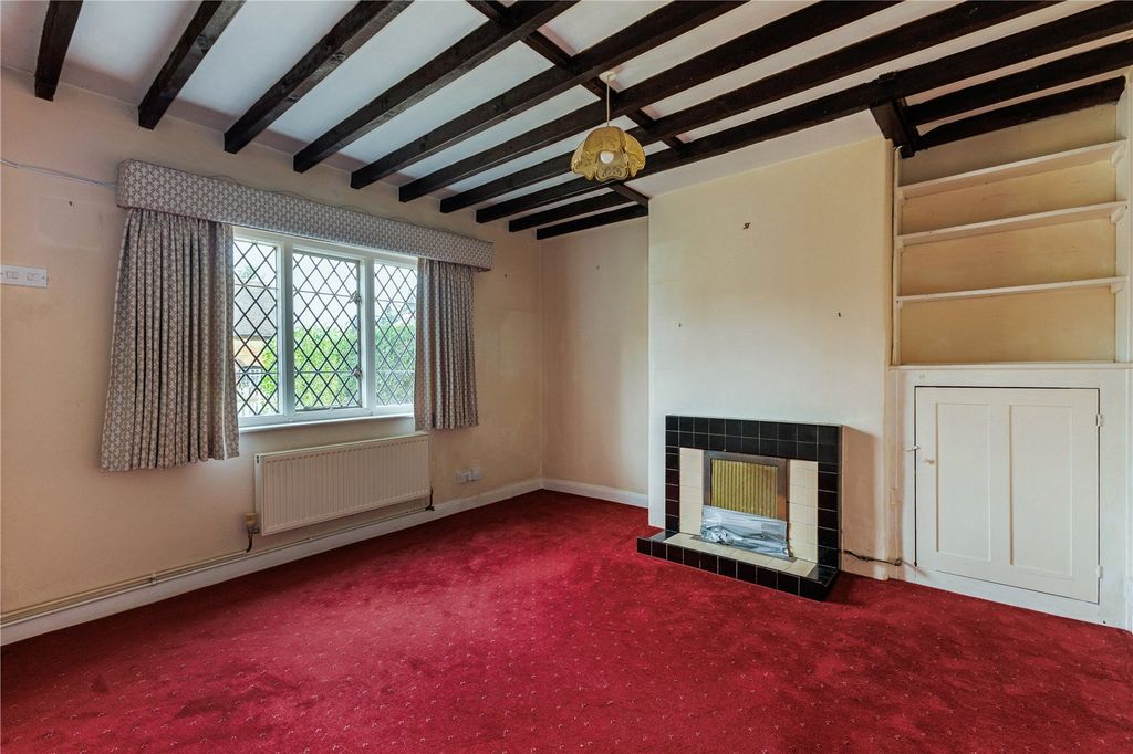 Property photo 3 of 12 Sitting Room