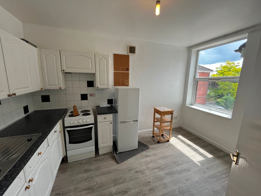 Property photo 3 of 3