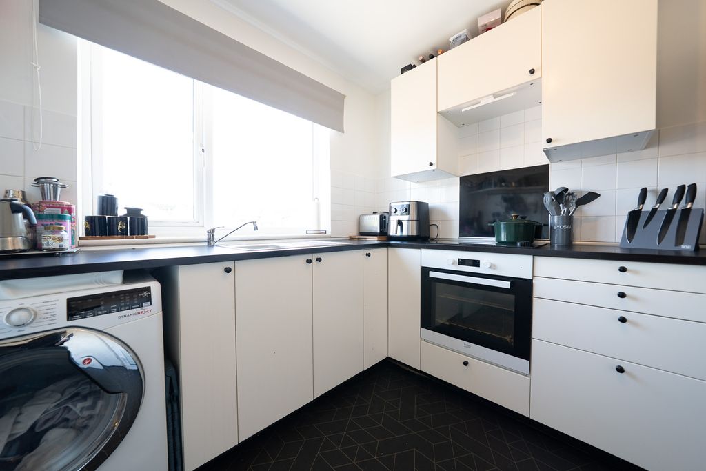 Property photo 3 of 11 Dsc02092