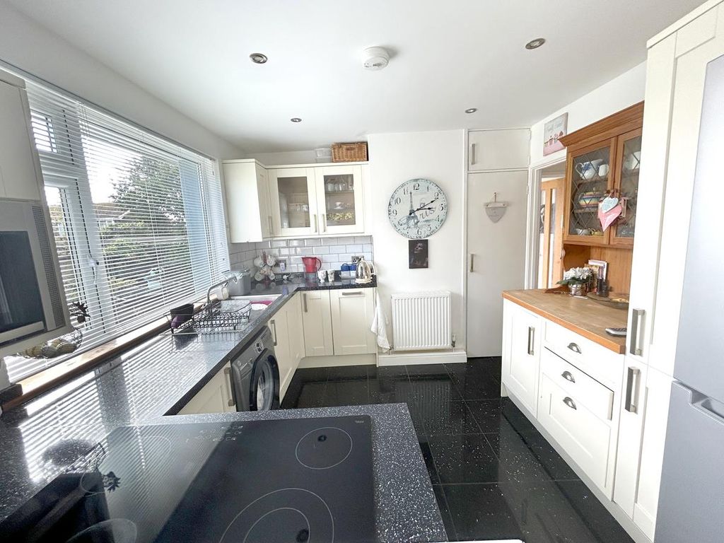 Property photo 3 of 16 Img_4038.Jpg