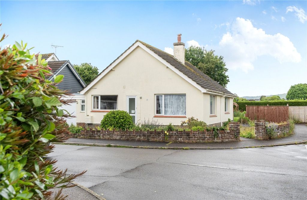 Property photo 1 of 18 Picture No. 02