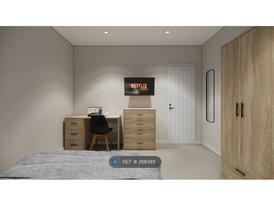 Property photo 2 of 11 Bedroom 2