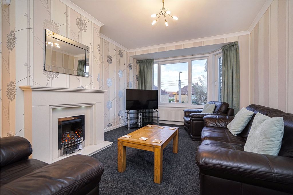 Property photo 3 of 27 Photo 3