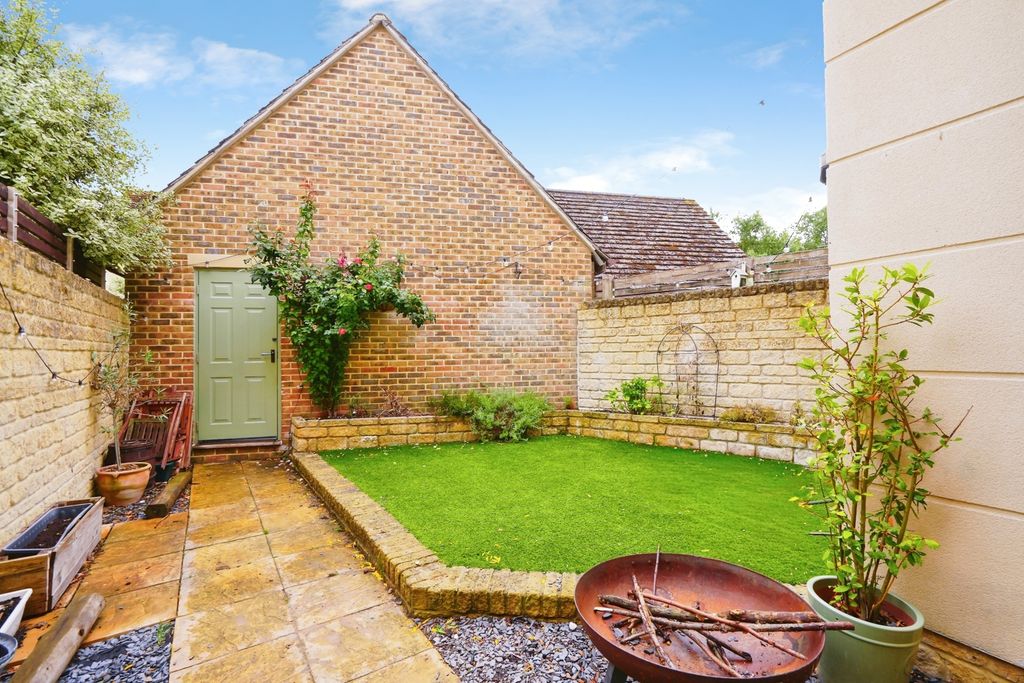 Property photo 3 of 23 Pbox-Img.Jpg