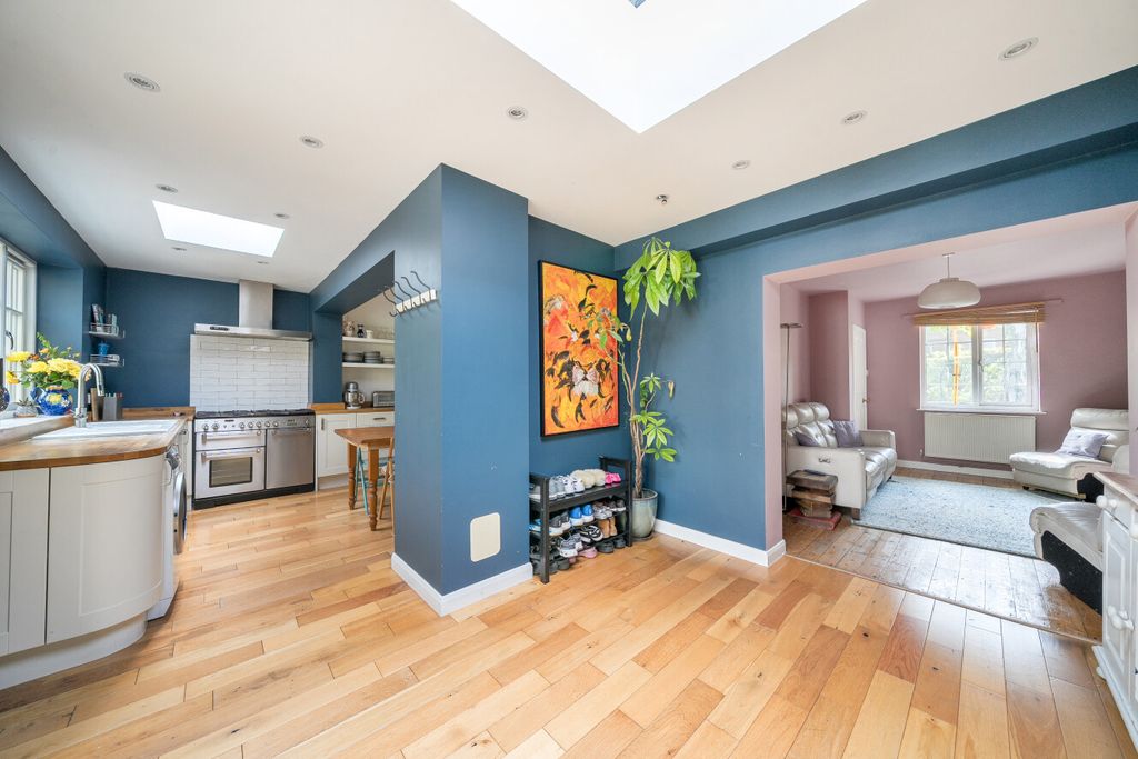Property photo 2 of 20 1465301-8-6A0c9c2...