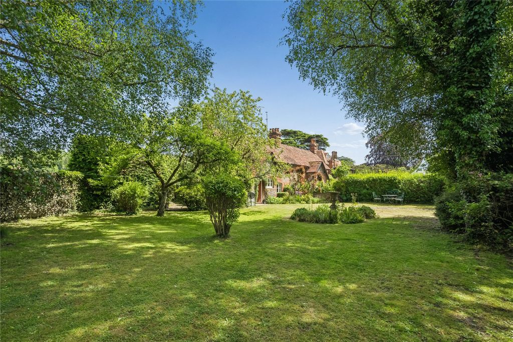 Property photo 3 of 17 Bottom Of Garden
