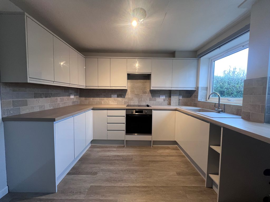 Property photo 2 of 12 Front