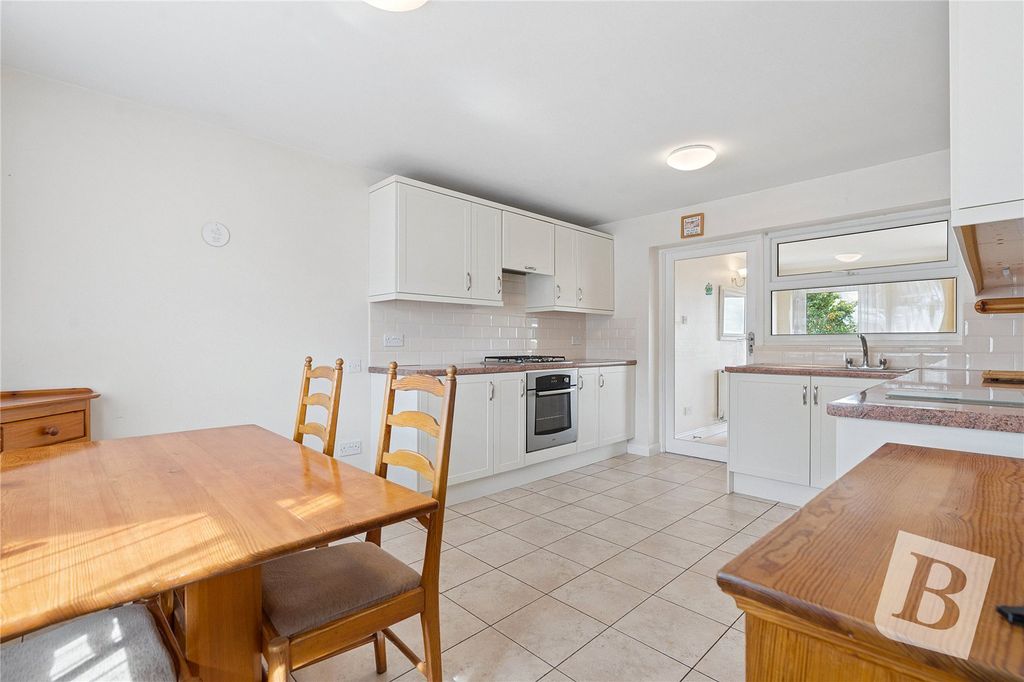 Property photo 2 of 25 Kitchen/Diner