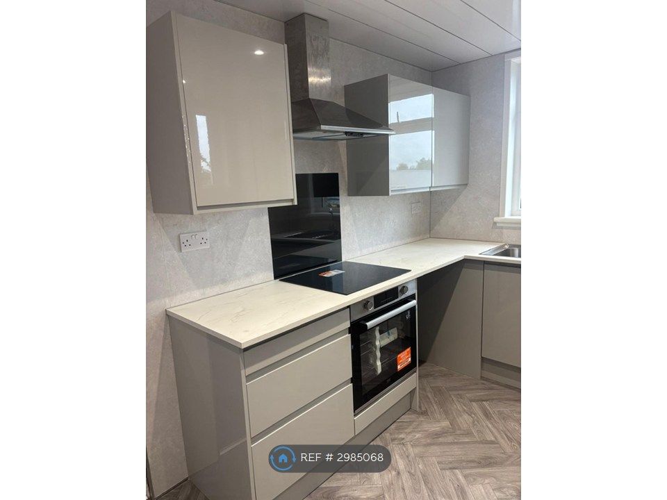 Property photo 1 of 8 New Kitchen