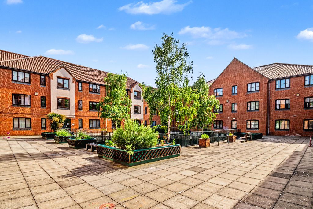 Property photo 1 of 1 313 Parmentergate Court, St John Street, Norwich, Nr1 1Pf