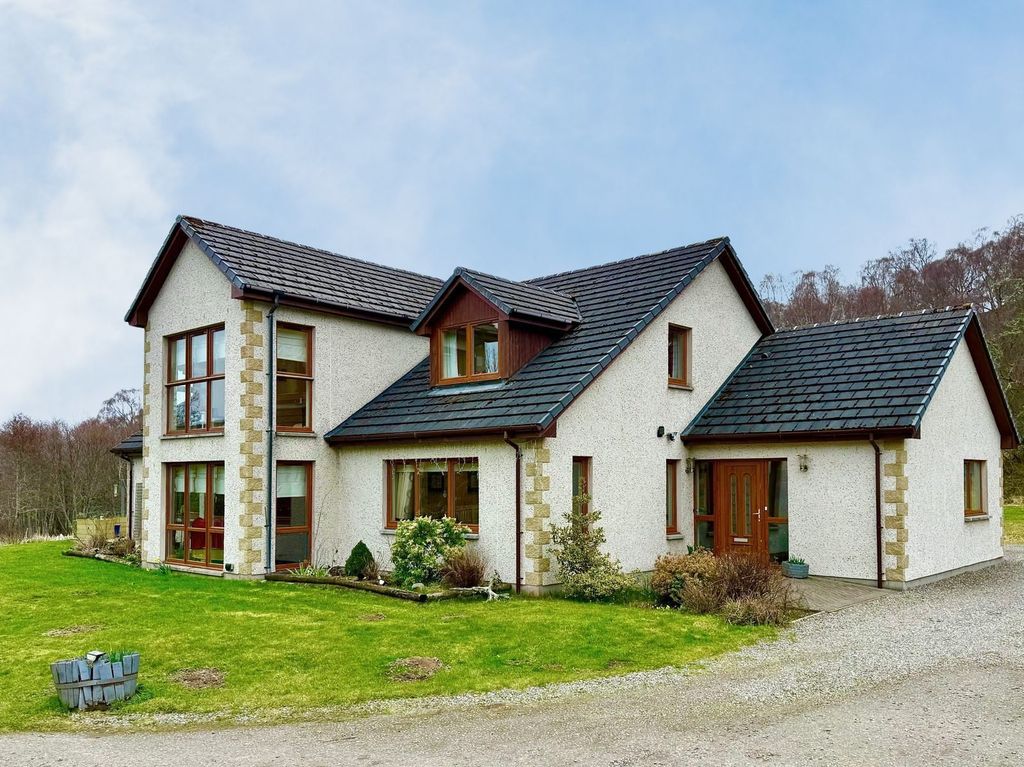 Property photo 2 of 46