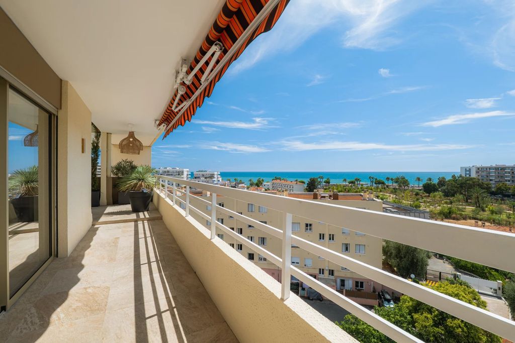 Property photo 3 of 25 Bf4732183Ab28A8F0A43A1Bb515059F0_8E2F977319_1920-Big