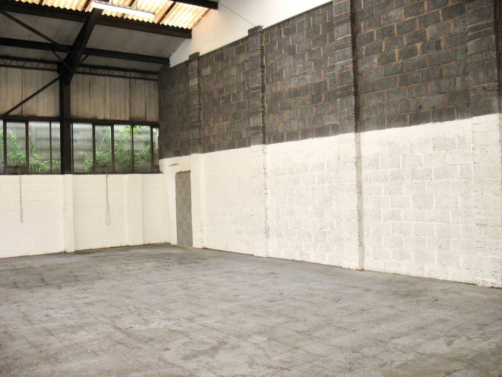 Property photo 3 of 4