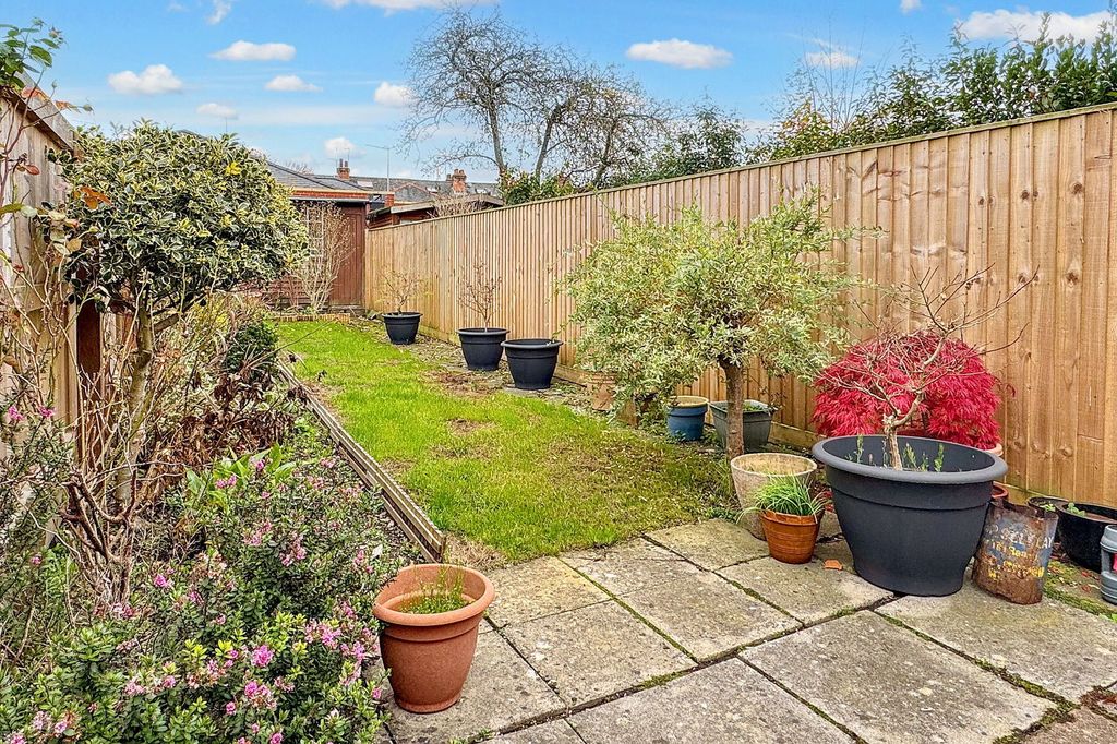 Property photo 3 of 19