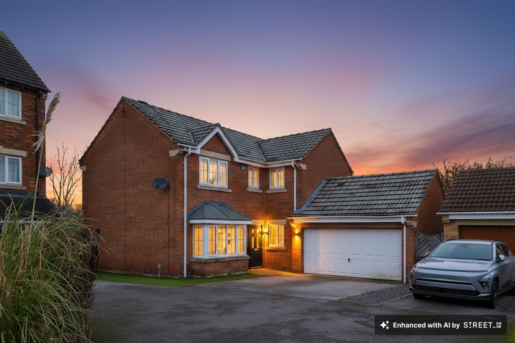 Property photo 1 of 30