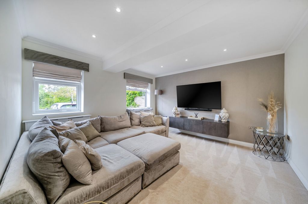 Property photo 2 of 21 1449594-3-6A076Bc...