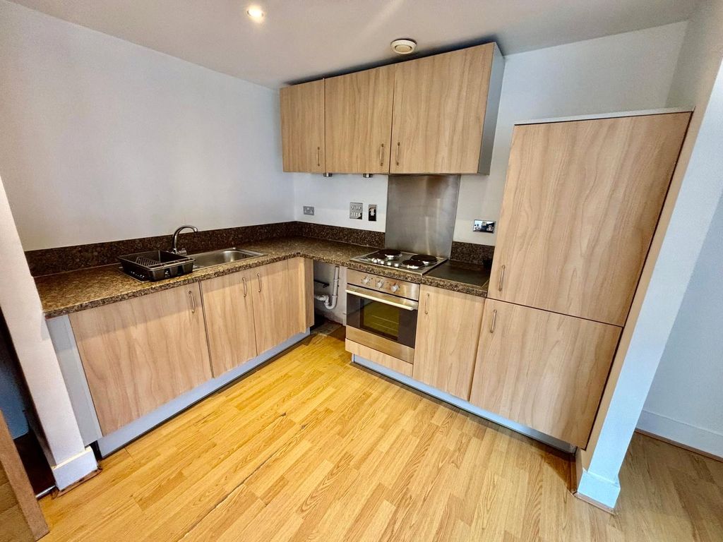Property photo 2 of 10 Picture No. 32